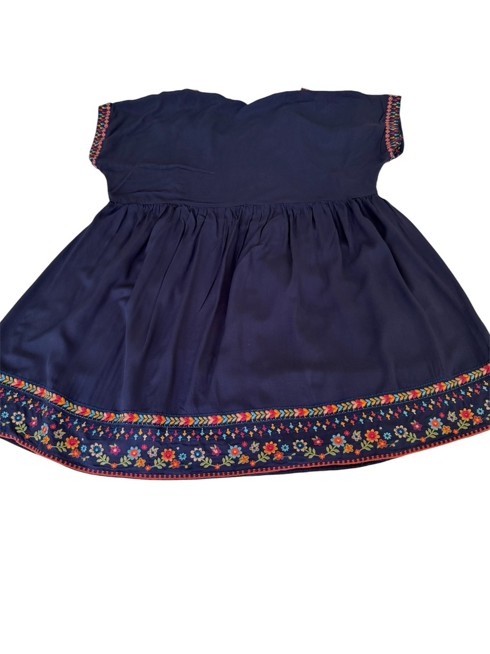 Savanna Jane Navy Embroidered V-Neck Tunic with Multicolor Accents. Size Large. - Picture 3 of 6